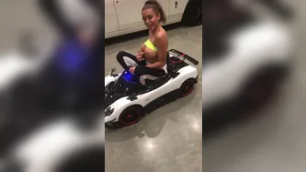 Victoria Fox Passionate chick sucks dick and fucks in her pussy