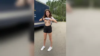 Grace, emoskittle, givingyougrace The stubborn kral fucks herself with a phallus