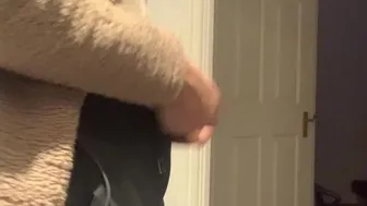 lillieinlove onlyfans Busty chick rubs her body with oil