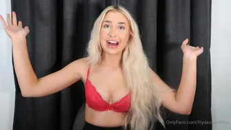 lilydaisyphillips onlyfans Busty passion caress nipples