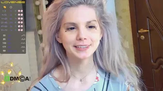 careful_i_bite chaturbate Cute babe having fun in fries