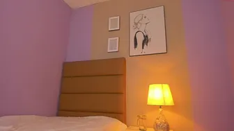 eileen_fosterr  chaturbate  Real online slut playing with wet pink hole