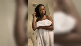 baddgyaldutch  onlyfans Big breasted beauty moaning from dildo in cap