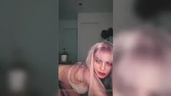 Susann_P  onlyfans Blond with piercing sucking strap-ons