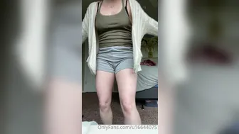 freckledspirit  onlyfans  Mommy is horny and really wants a real dick