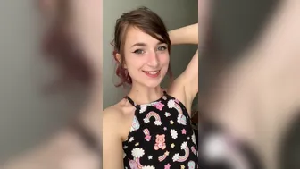 florarodgers  onlyfans  Top babe plays with plug