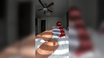 chynnamayberry1  onlyfans Cute mare with natural tits masturbates cunt