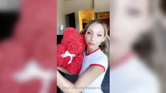Haley Brooks  onlyfans Blonde chick relish fucks the cap