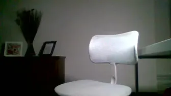 RoxiRedhot  onlyfans Yummy babe poses in french chat