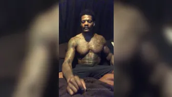 Jason Luv (@iamjasonluv)  onlyfans teasing his gap with her middle finger