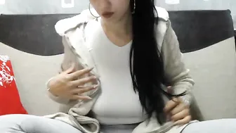 lexy_sweet  Spreads Her Stump and start fingering her self