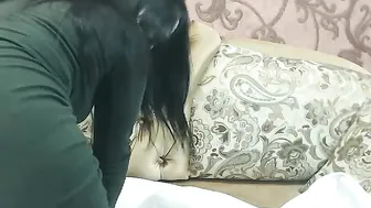 queentori  deep perforation in her pussy