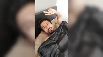 niksindiann onlyfans Playful babe shows off her charms