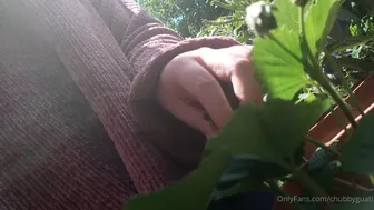 chubbyguati onlyfans Gorgeous chick fucks cunt with sex toy