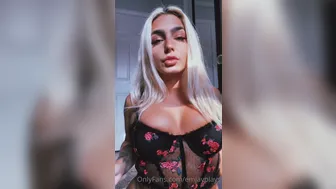 Emily Rinaudo aka Emjayplays onlyfans Graceful curvy fucks pussy with a strap/on