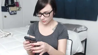 ashsosavage  make really good webcam show