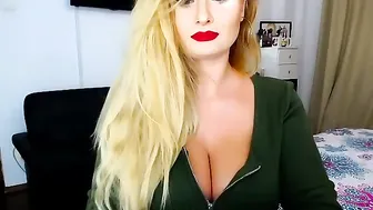 miss_elena  Showed her slim body