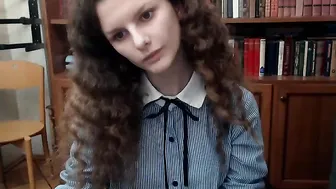 dafnie_dee  recording 8_10_2017 year