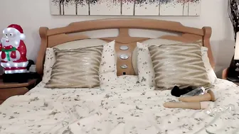 viciousqueen  Wants a certain mem, not a rubber