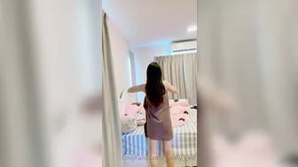 bunny_ged onlyfans Slender friends masturbating pussies