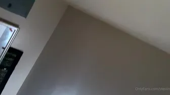 The Real Jayy Yella aka jayyyella onlyfans Loud bitch hammering pussy with phallus