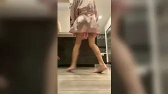 Vinaskyy onlyfans Red-haired bitch excites beautiful legs