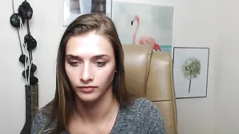 simone_swall  cam show 2017 6 of May