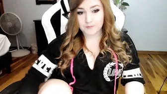 missnerdydirty  fuck toys live webcam show