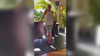 Arabella De Rose aka Hotwife aka arabelladerose onlyfans  caresses lush sex lips