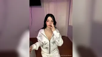 Lauren Burch aka laurenxburch onlyfans 11-02-2022 latest show