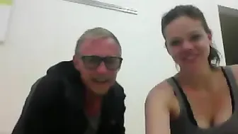 gapingrlnxtdoor  wholes crazy fuck in public webcam