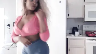 primadonnaxxx  Skinny camgirl strumpet show