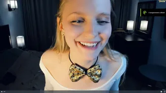 MAY_WOW makes water show