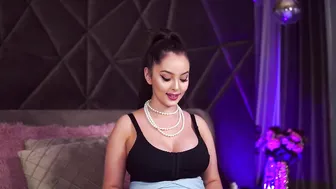 crystal-chanel_2023-04-24