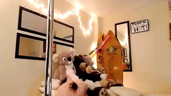 alohalisa  Showed its narrow hole