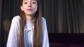 Breckdeeks Chaturbate April-08-2025 cute student earns with her face