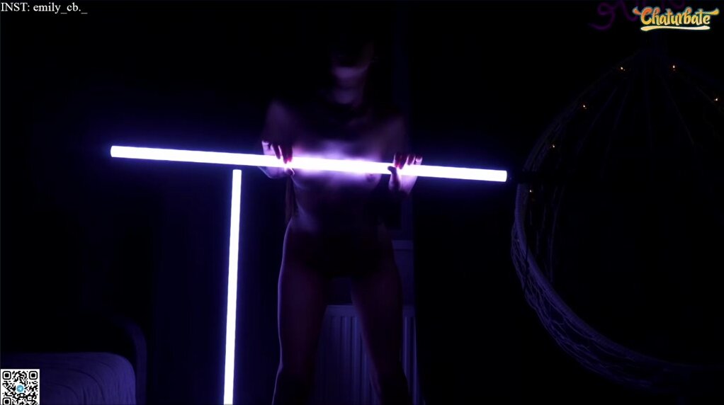 emilybatee pussy flash