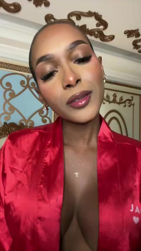 MilaHall 2025-04-08 nude free chat