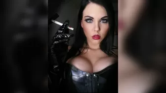 Young Goddess Kim - Short Dick Man (vid)