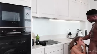 Lillian Phillips Onlyfans 15-May-2025 black guy in kitchen fucking mother-in-law girl